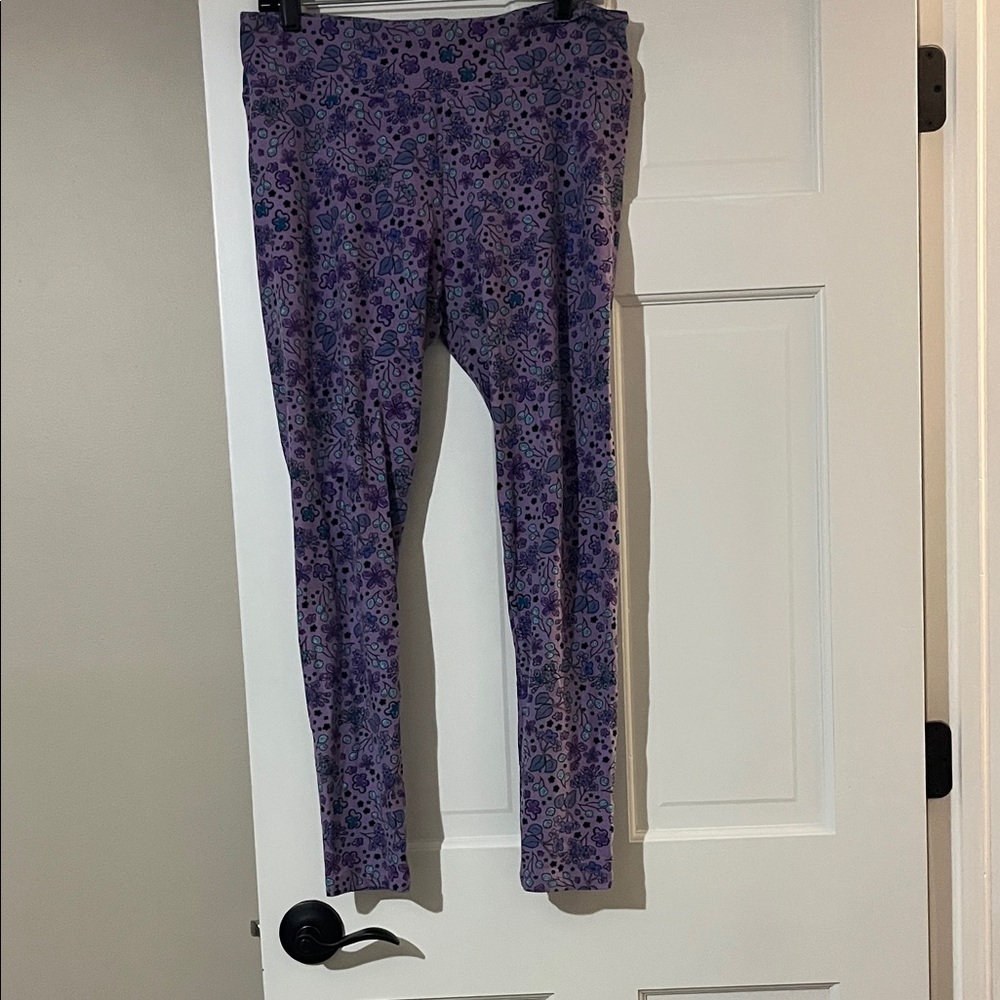 LuLaRoe Purple Patterned Leggings